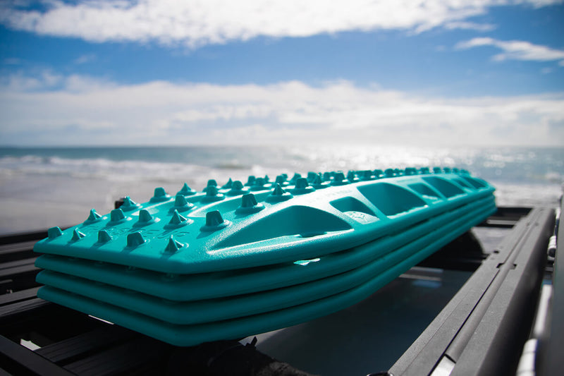 MAXTRAX MKII Turquoise Recovery Boards - Aspire Auto Accessories